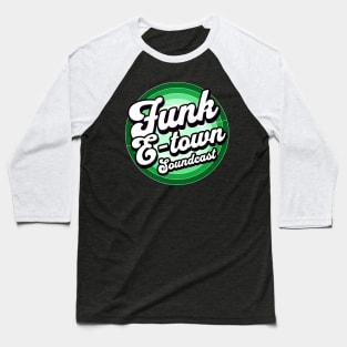 FUNK E-TOWN SOUNDCAST  - Staged Gradient Logo (Green) Baseball T-Shirt